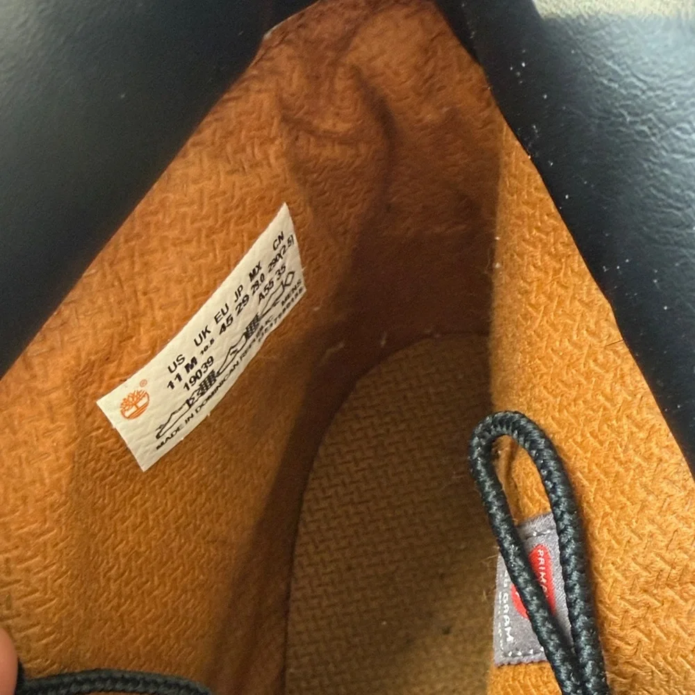 Timberland Men's Dark Boots - Picture 3 of 4